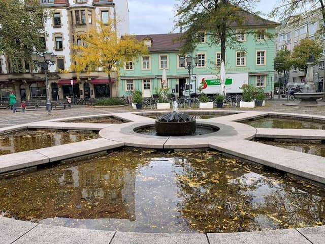 Wasserspielbrunnen - Image 1