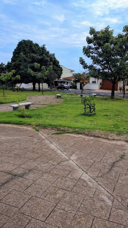 Praça Antonio Peres Sanches Filho - Image 1