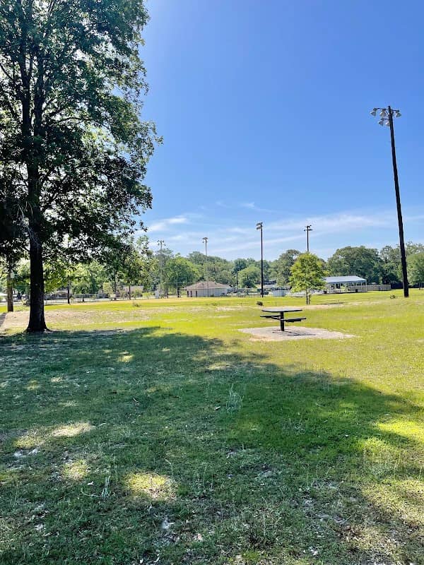 High Pointe Park - Image 1