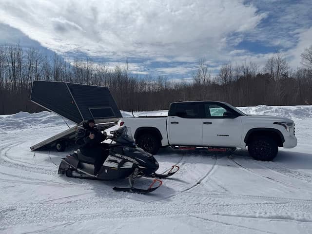 kalkaska route north parking - Image 1