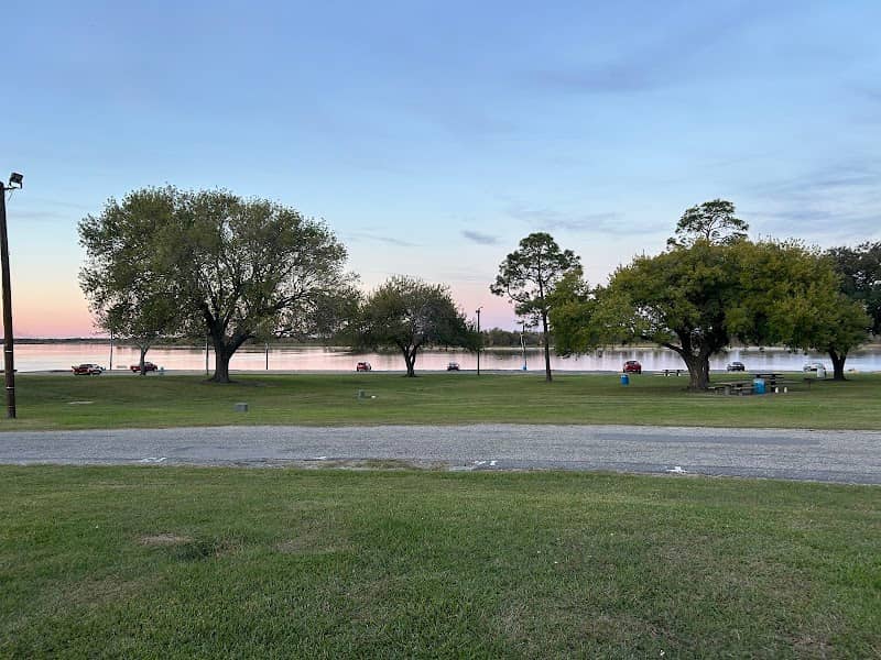 Port Neches Riverfront Park - Image 2