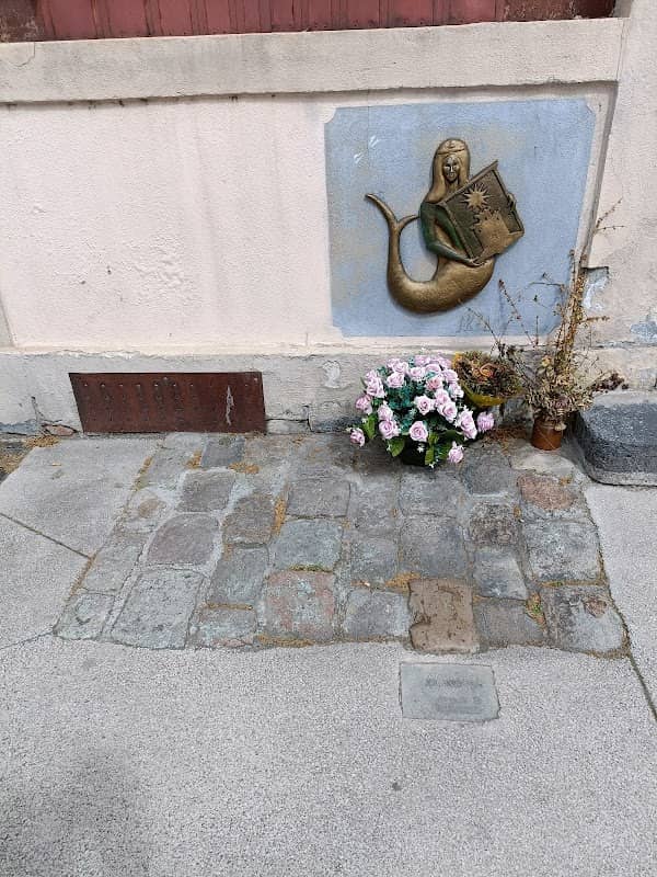 La Petite Sirene - Image 2
