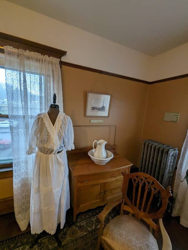 Stevens-Crawford House - Image 3