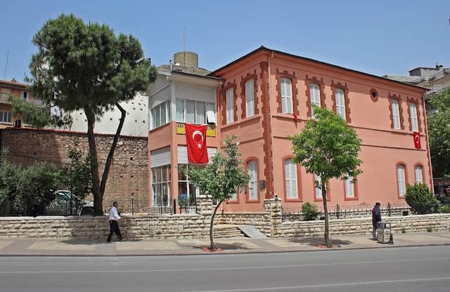 Denizli Ataturk Ethnography Museum - Image 1
