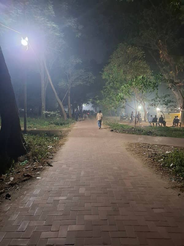 সোহরাওয়ার্দী উদ্যান ভিউ পয়েন্ট - Image 3