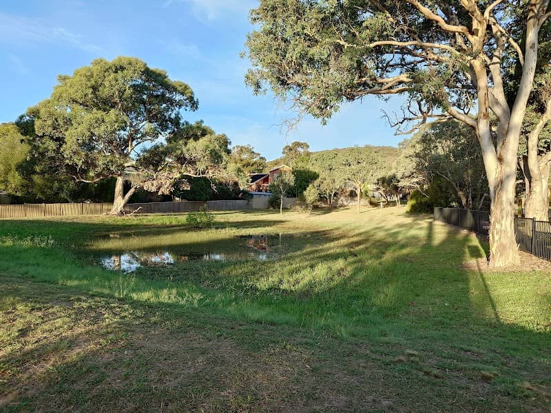 Esmond Park - Image 1