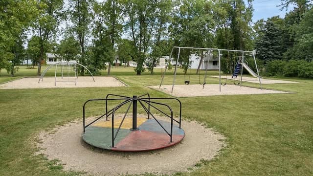 Lions Park - Image 1