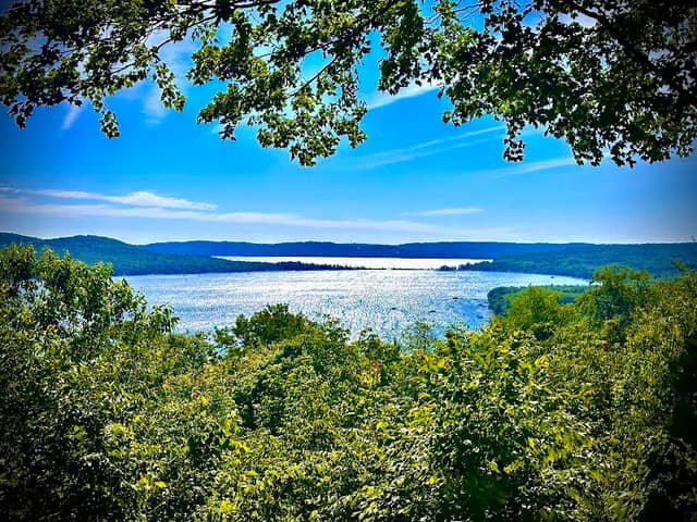 Glen Lake Overlook - Image 1