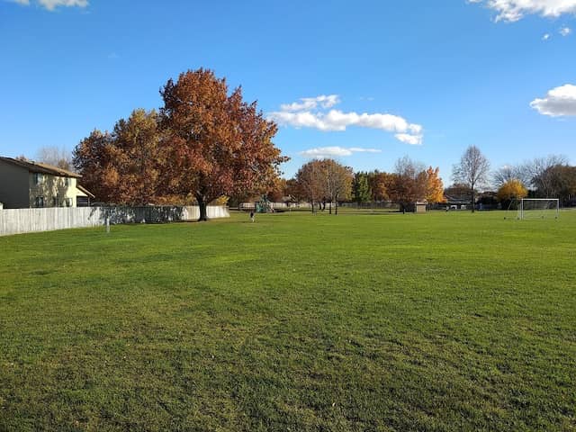 Lynnwood Park - Image 1