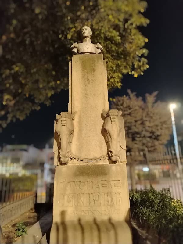 Monumento Simón Bolívar - Image 1