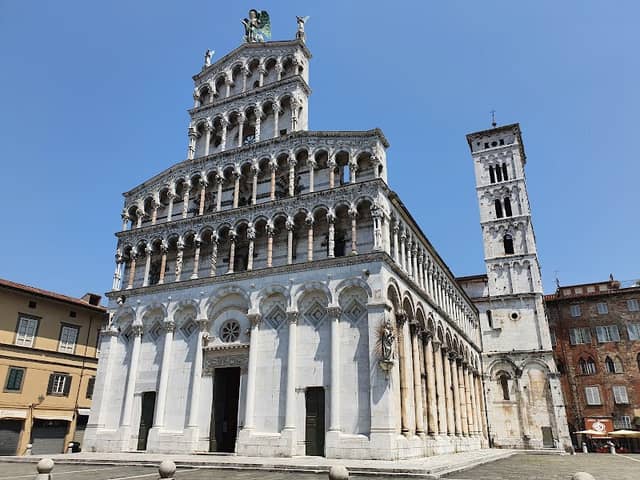Piazza Napoleone - Image 2