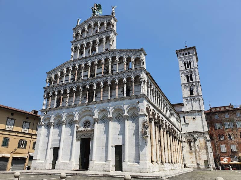 Piazza Napoleone - Image 2