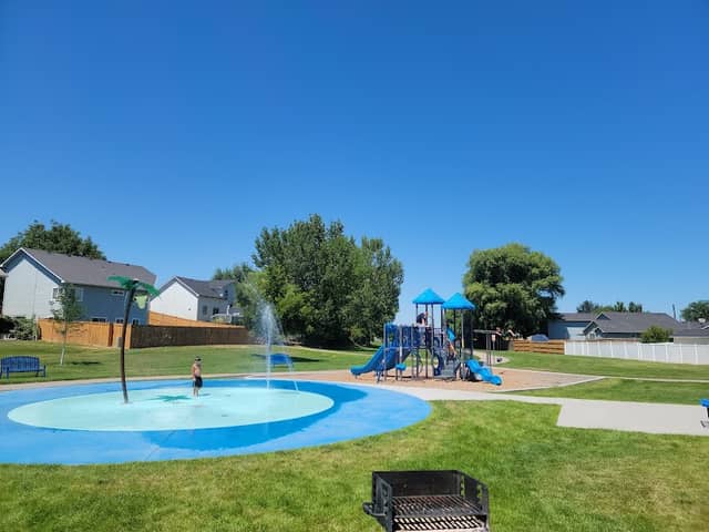 Crestview Park - Image 1
