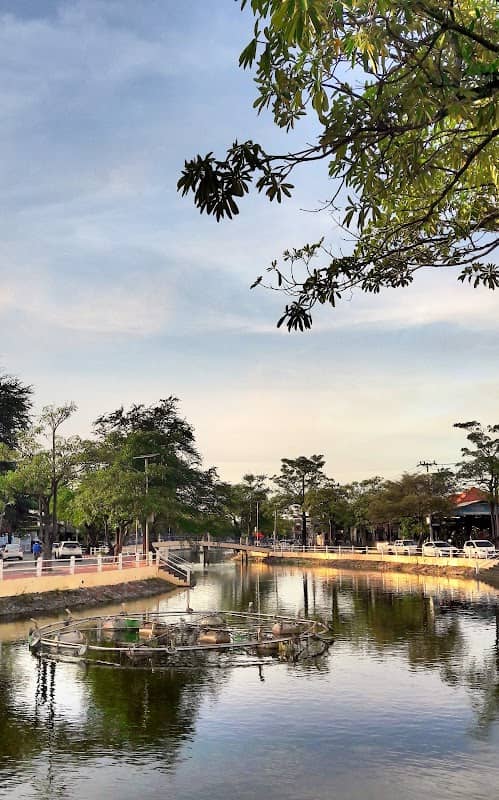 สระกลางเมือง - Image 1