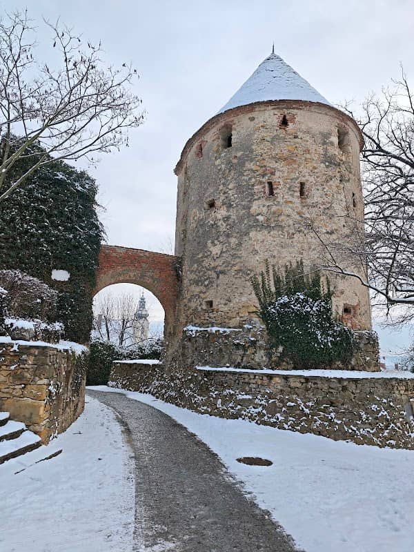 Hartberg Park - Image 1