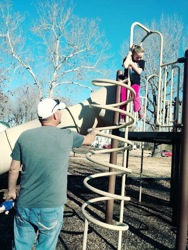 Gulick Park - Image 1
