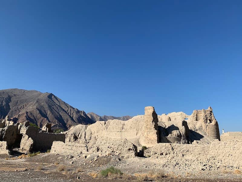 Wall of Yemen Castle - Image 1