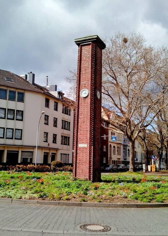 Fischerturm Brucknerallee - Image 1