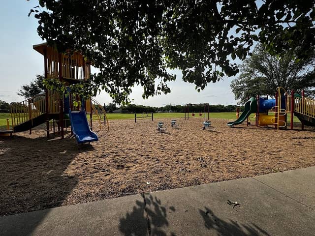 Schilling Park - Image 2