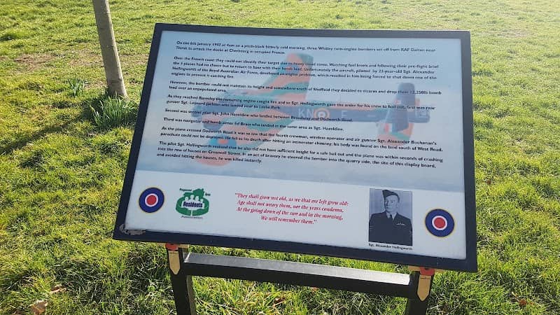 Cresswell Street Memorial - Image 1