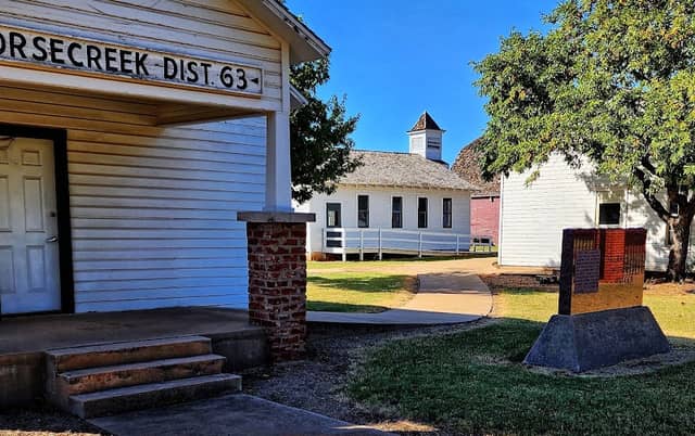 Pioneer Townsite - Image 2