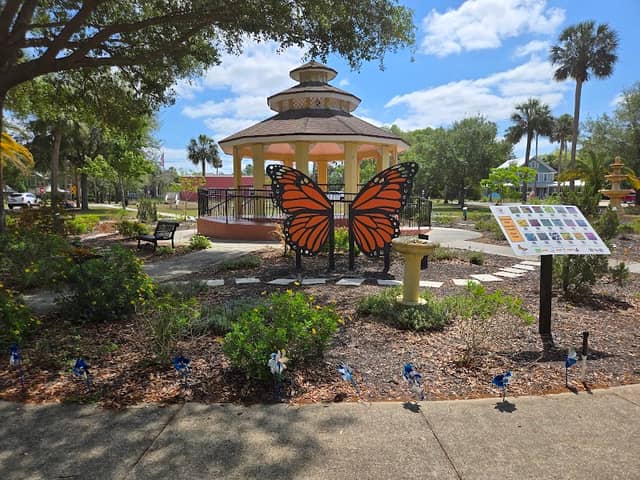 Dickinson Park - Image 1