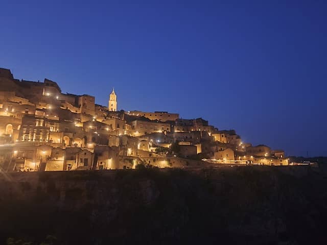 Sassi - Image 1