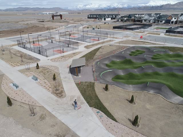 Firefly Pumptrack - Image 1