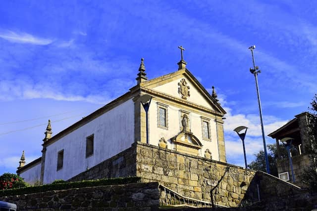 Águas Santas Church - Image 1