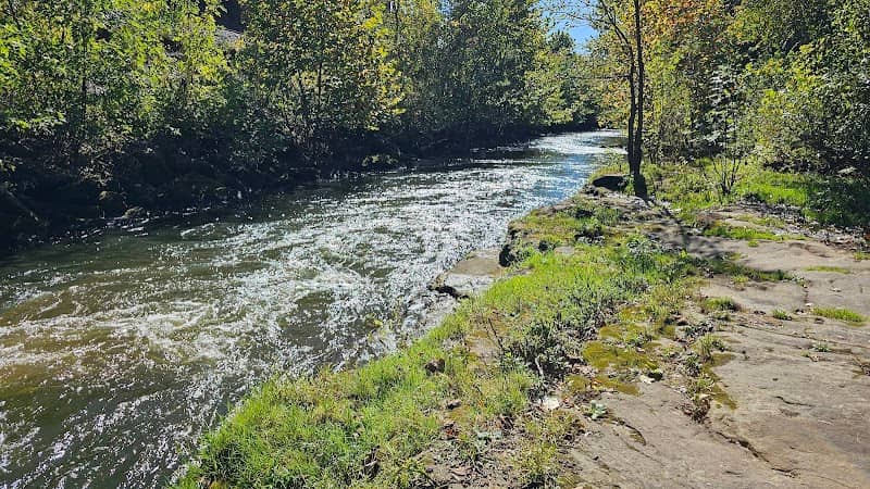 Brady's Leap Park - Image 2