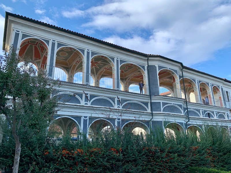 Palazzo Sarriod de La Tour - Image 1