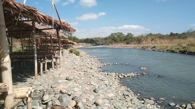 Rock Island Lawasan River - Image 2
