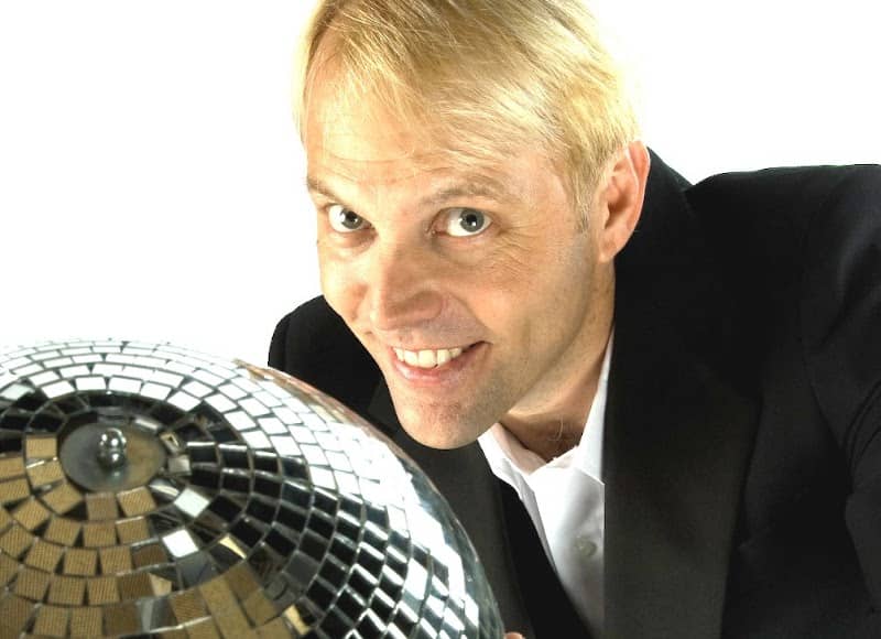 Mark Anderson's DJ Attractions - Image 1