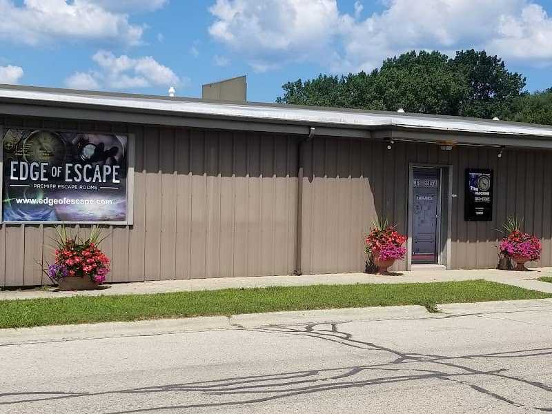 Edge of Escape Rooms & Axe Throwing Complex - Image 2