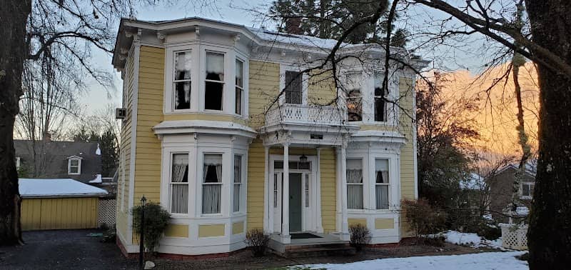 Beekman House - Image 2