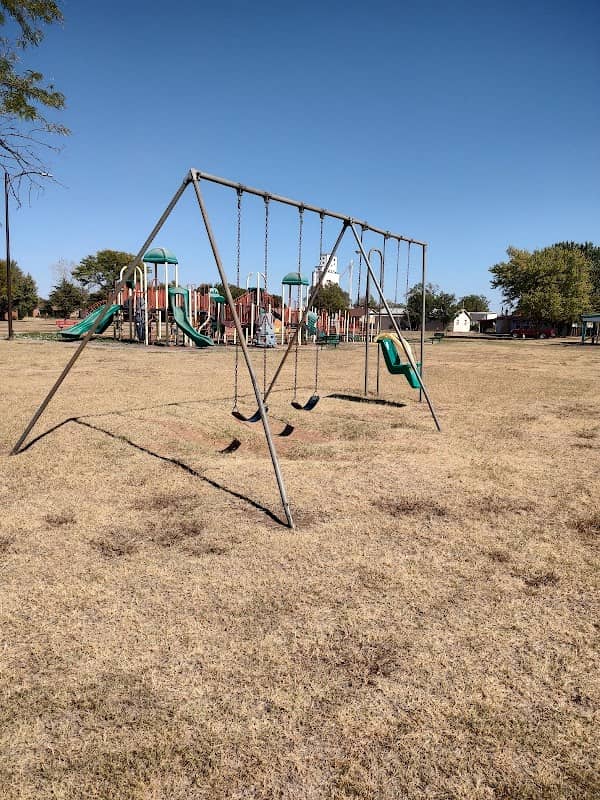 EM Evans Park - Image 1