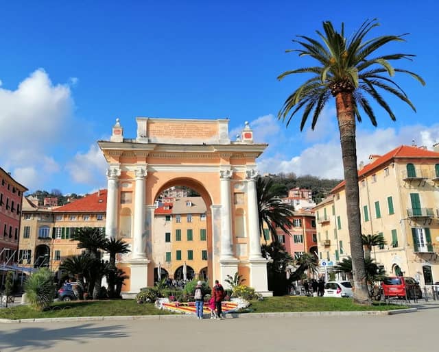 Piazza dei Cannoni - Image 1