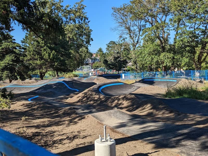 Topaz Park - Image 2