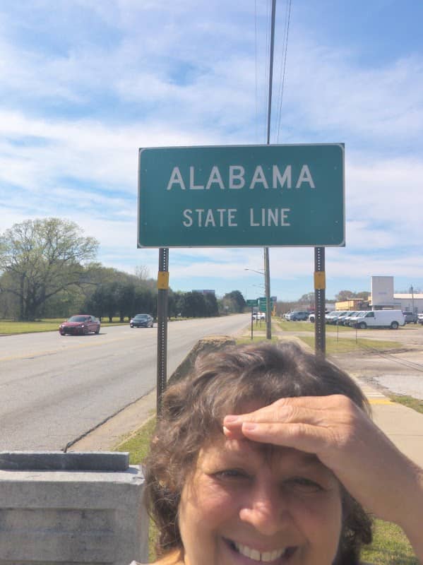 Alabama State Line sign - Image 1