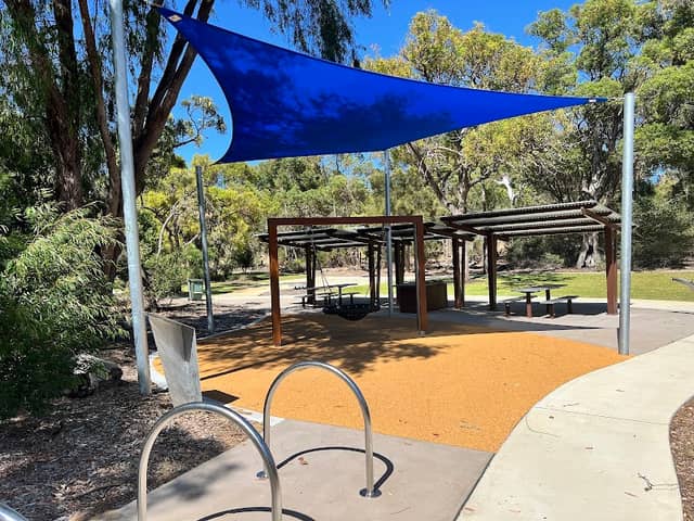 Kangaroo Paw Park - Image 1