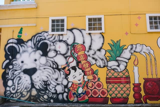 Street Art Alley - Image 2