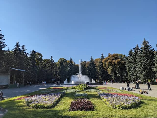 Leontovych сentral park of Vinnytsia - Image 2