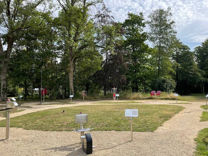 Erholungs- und Erlebnispark - Image 1