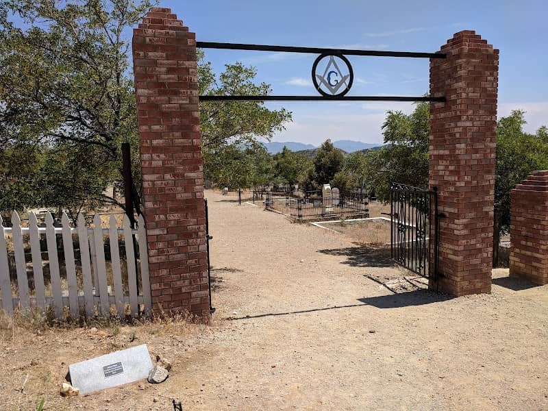 Silver Terrace Cemetery - Image 3