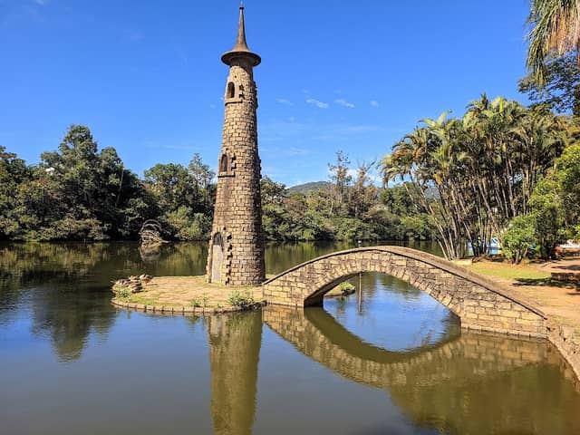 Parque Edmundo Zanoni - Image 1