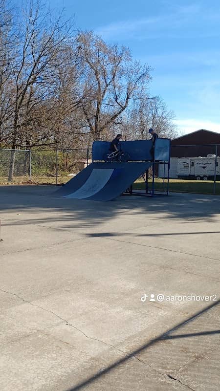 Loogootee City Park - Image 1