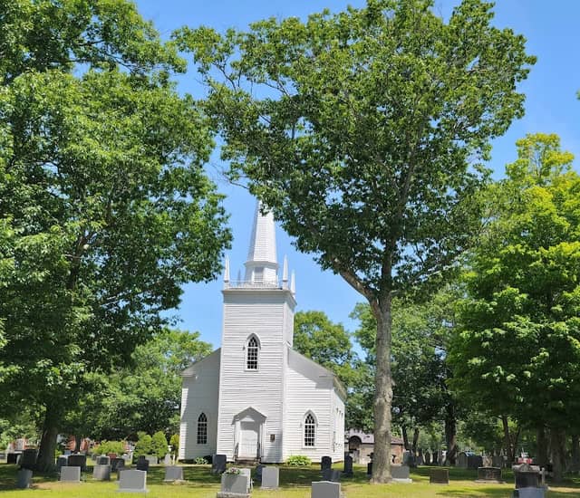 Old Holy Trinity Church - Image 1