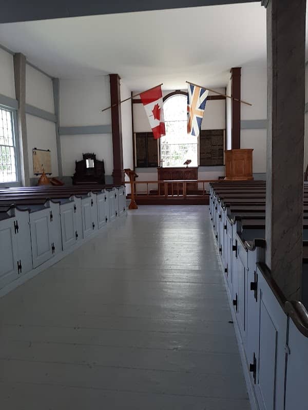 Old Holy Trinity Church - Image 2