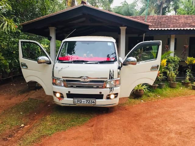 P&S Cabs - Image 1