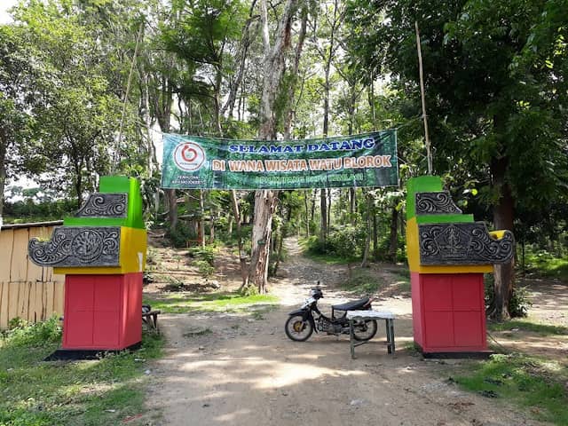 Wana Wisata Watu Blorok - Image 1